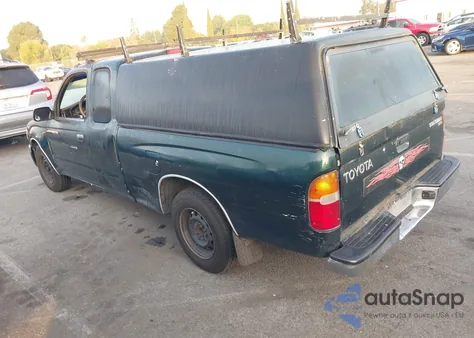 2000 Toyota Tacoma из США, поврежденный, VIN 4TAVL52N2YZ661258